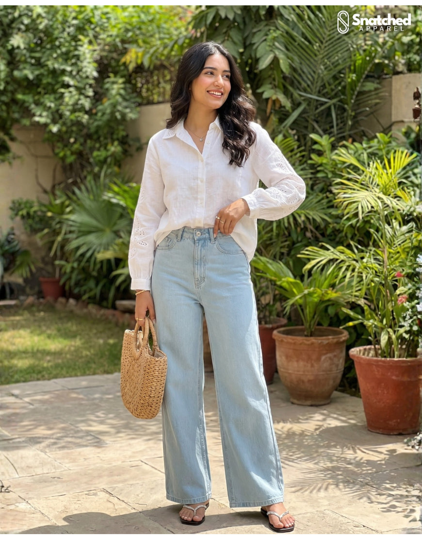 The Vibe | Light Wash Wide-Leg Jeans